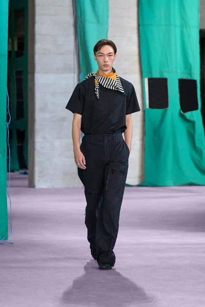 Look 8